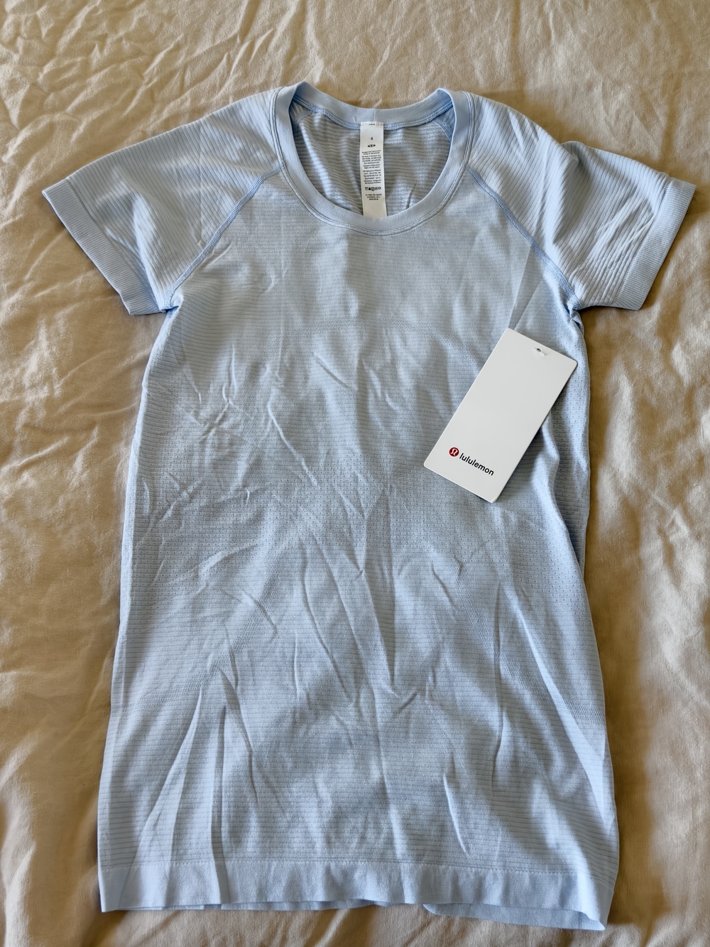 lululemon athletica Swiftly Tech Short Sleeve 2.0 - Light Blue